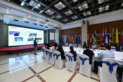 朝陽(yáng)區(qū)政協(xié)圍繞 打造國(guó)際化營(yíng)商環(huán)境建設(shè)標(biāo)桿區(qū) 開(kāi)展專題調(diào)研